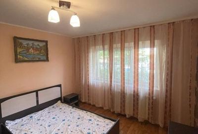 Apartament de vanzare, cu 3 camere decomandat, 68 mp, parter, zona Pasunii - 7