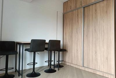 Apartament cu 3 camere semidecomandat în Văcăresti - 4