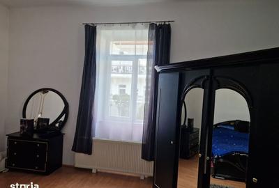 Casă cu 7 camere cu Teren 500 Mp în Bran - 10