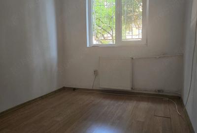 Apartament cu 3 camere semidecomandat în Dacia - 3