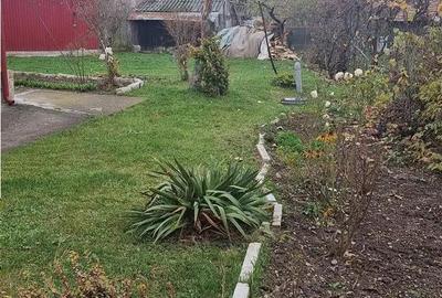 Casă cu 6 camere cu Teren 5600 Mp în Golești