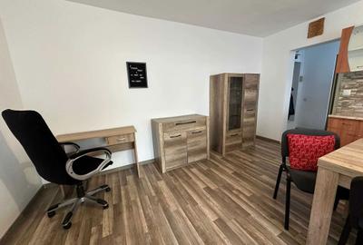Apartament cu 2 camere decomandat în Rogerius