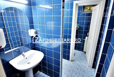 Pensiune aproape de centru,10 camere,13 băi,1 restaurant - 8