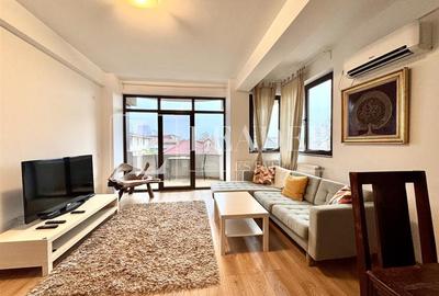 Apartament cu 3 camere decomandat în Domenii