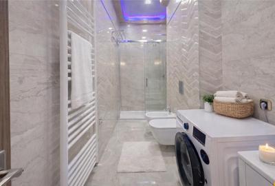 Lux Class, parcare, zona Coresi, Tractorul Brasov - 1