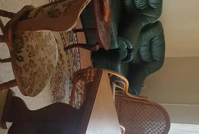 Casă cu 5 camere cu Teren 6000 Mp în Topraisar - 1