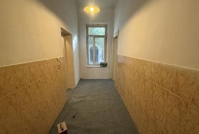 Oferta zilei !!! Garsoniera 33.4 mp utili in Vila - Zona Parcul Carol - 5