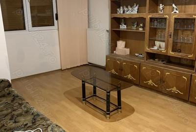 Apartament cu 3 camere decomandat în Sud - 8