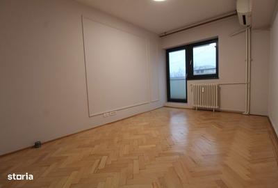 Apartament cu 3 camere decomandat, mobilat în Văcăresti - 9