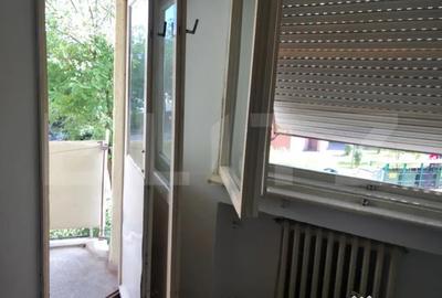 Apartament cu 3 camere semidecomandat în Micro 16 - 4