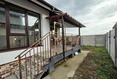 Casă pe parter, 3 camere, teren 380 mp, suprafata utila 94 mp - 3