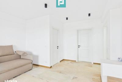 Apartament cu 5 camere semidecomandat în Central - 11