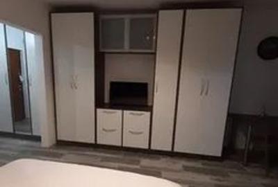 Garsonieră semidecomandată, mobilată în Titan