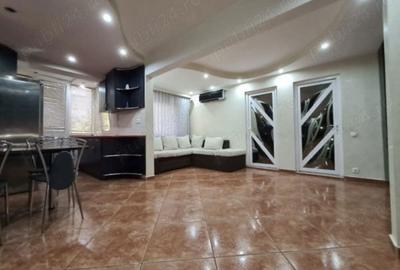 Apartament cu 3 camere decomandat în Decebal - 1