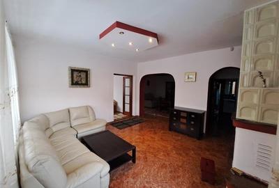 Casă individuală cu 3 camere cu Canalizare în Mărăști - 3