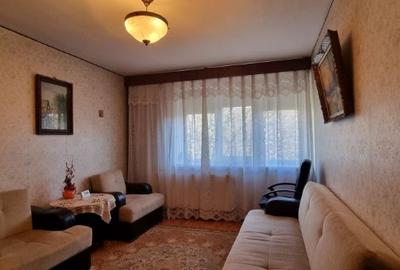 Casă cu Teren 1350 Mp în Apostolache - 1