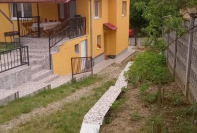 Casă cu 5 camere în Certeju de Sus - 1