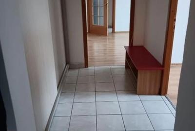 Apartament cu 3 camere semidecomandat în Turda - 6