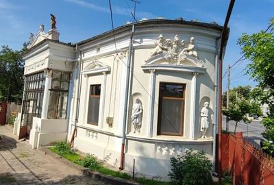 Casă cu 6 camere cu Teren 1250 Mp în Central - 4