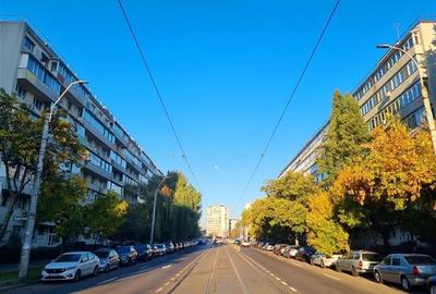 Apartament cu 2 camere semidecomandat în 1 Mai