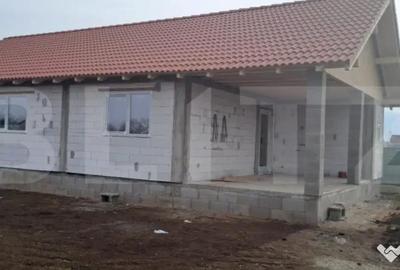 Casă cu 4 camere cu Teren 1134 Mp în Bărăbanț - 4
