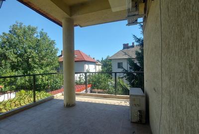 BARBU VACARESCU-LACUL TEI vila 7 camere - 1