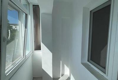 4 camere, 2 bai, 2 balcoane, 2 debarale , etaj 2 zona Galata - 12