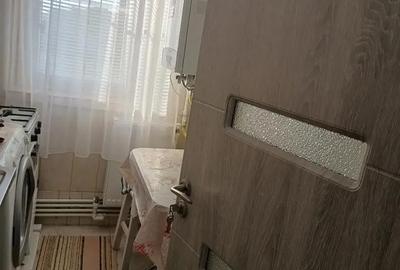 Apartament cu 2 camere decomandat în Caracal - 4