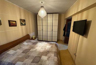 Apartament 3 camere, etaj 3 , zona Liceul Pedagogic, mobilat - 7