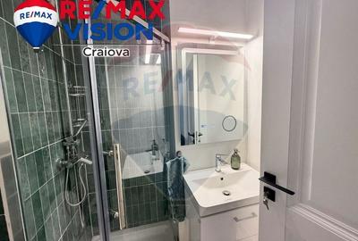 Apartament cu 4 camere decomandat în Central - 4