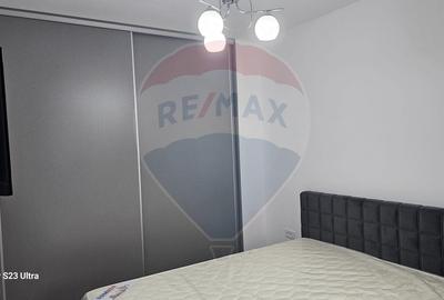 Apartament cu 2 camere nedecomandat, mobilat în Tractorul - 7
