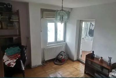 Apartament cu 3 camere decomandat în Bere