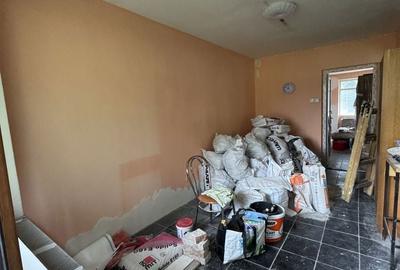 Apartament cu 3 camere semidecomandat în Central - 3