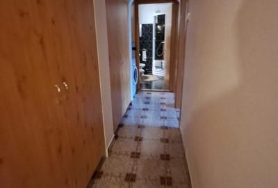 Apartament cu 3 camere decomandat în Tomești - 5