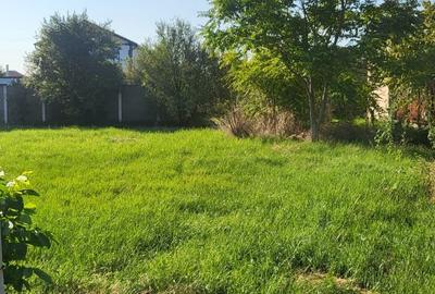 Teren de casă