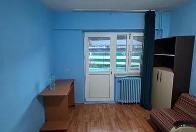 Inchiriez garsoniera - 2