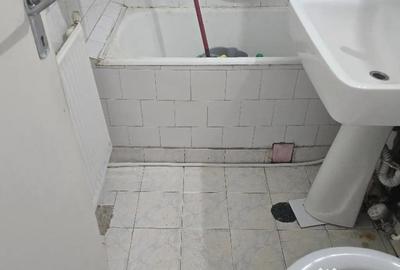 Apartament cu 3 camere semidecomandat în Scărișoara - 11
