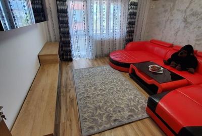 Apartament cu 2 camere decomandat, mobilat în Metalurgiei