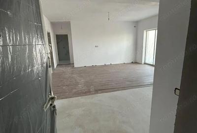 Apartament cu 2 camere semidecomandat în Moșnița Nouă - 1