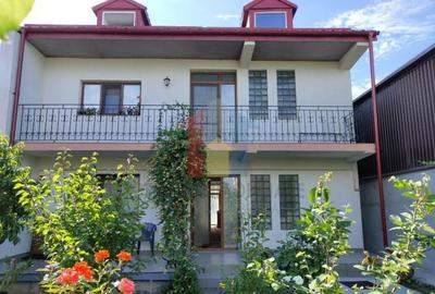 Vila P 1 Central 4 cam 200mp utili teren=390 mp - 1