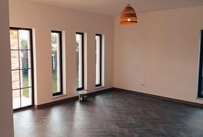 Casă individuală cu 4 camere cu Canalizare în Ștefănești - 5