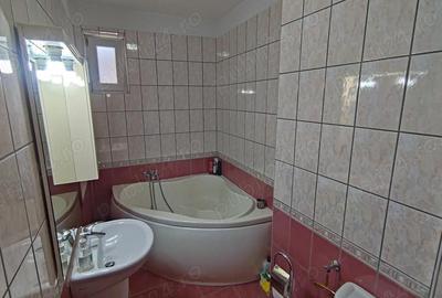 Apartament cu 3 camere semidecomandat în Luncă - 4