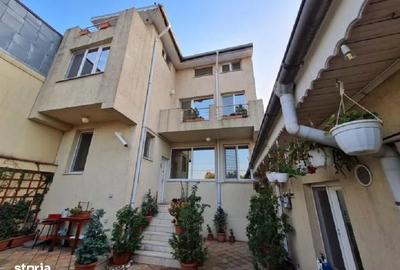 Casă cu 10 camere cu Teren 235 Mp în Apărătorii Patriei - 8