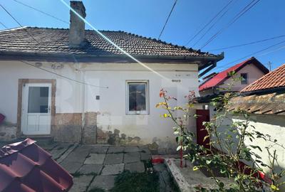 Casa individuala de vanzare, cu anexa si curte, zona Schei Casa individuala de vanzare, cu anexa si curte, zona Schei - 2