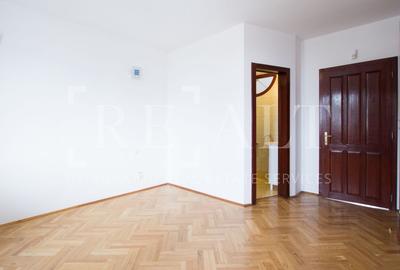 Casă cu 8 camere cu Canalizare în Floreasca - 22