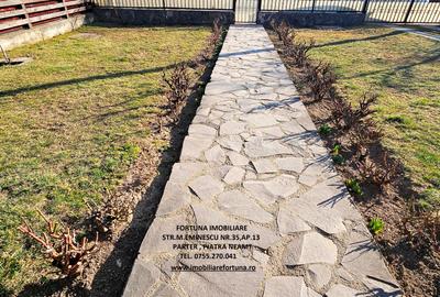 Casă cu 6 camere cu Teren 1000 Mp în Vest - 16