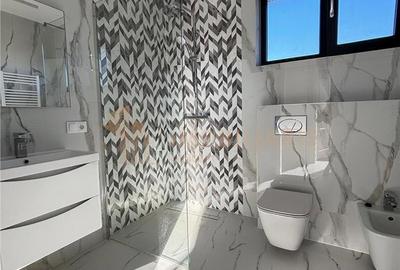 Apartament cu 3 camere în Independenței