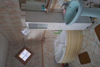 Casă cu 5 camere în Central - 3