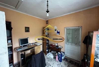 Casă individuală P+M în cartierul CFR Bacău 500 mp teren - 13