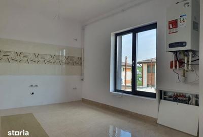 Casă cu 3 camere cu Teren 400 Mp în Miroslava - 1